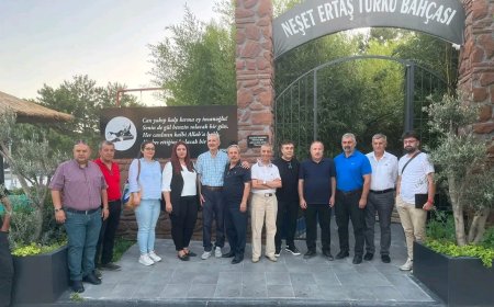 Bozkırın Tezenesi Neşet Ertaş’a Özel Türkü Bahçası