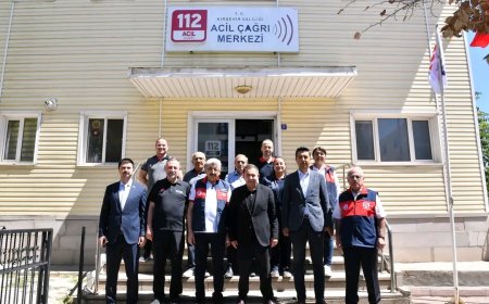 Kırşehir Valisi  112 Acil Çağrı Merkezini Ziyaret Etti
