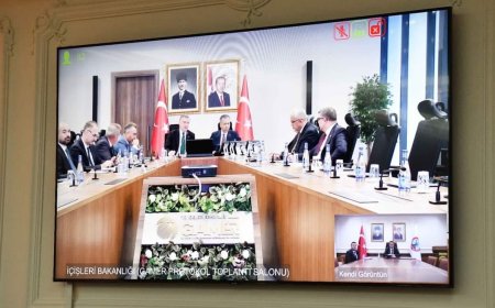 Kırşehir Valisi  Buhara,  Yurt Yerleştirme Toplantısına Katıldı