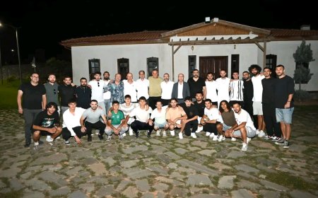 Kırşehir Belediye Başkanı Selahattin Ekicioğlu , Kırşehir Futbol Spor Kulübü İle Dayanışma Yemeğinde Buluştu.