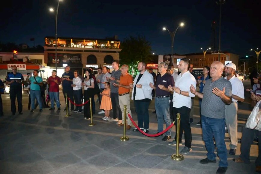 Kırşehir'de Gölcük Depremi'nin 25. Yıl Dönümünde Anma Töreni Düzenlendi