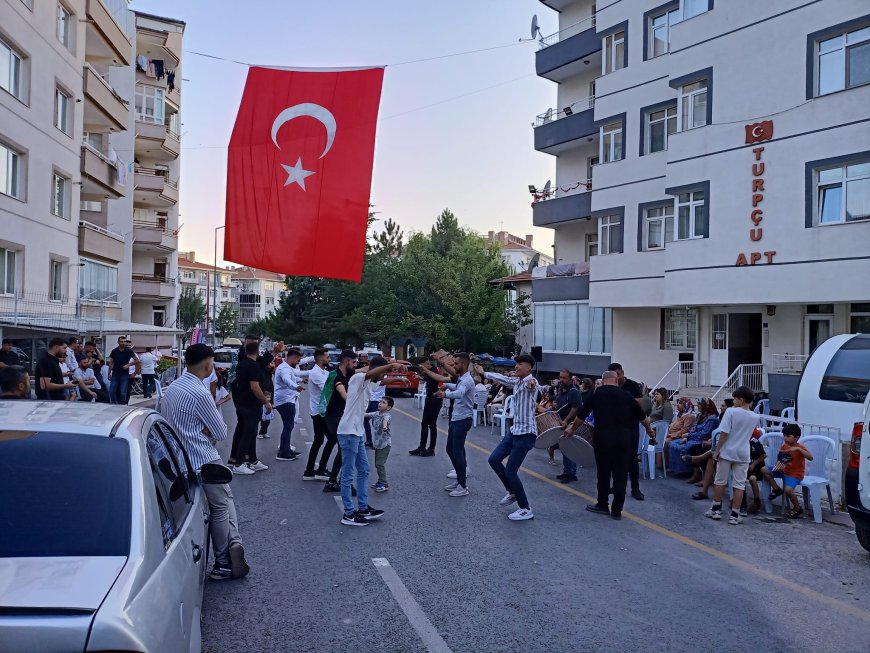 Kırşehir’de Coşkulu Asker Uğurlama Etkinliği