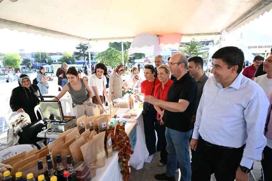 Cacabey Meydanında Kadın Emek Buluşması