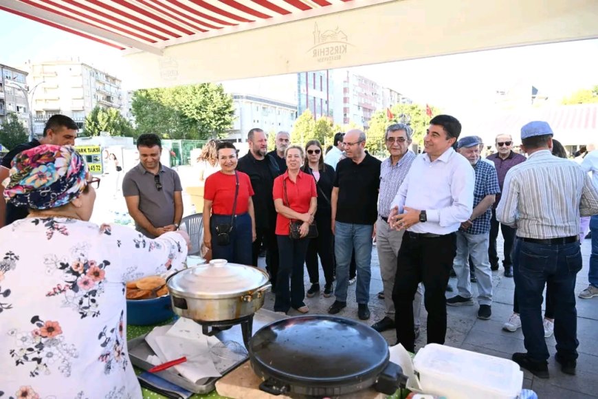 Cacabey Meydanında Kadın Emek Buluşması