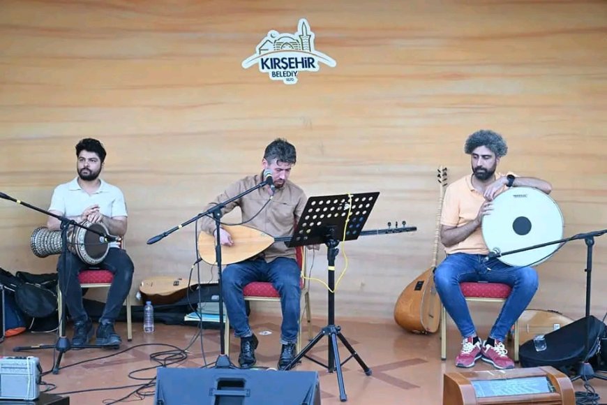 Kırşehir'de Türkü Şöleni Düzenlendi