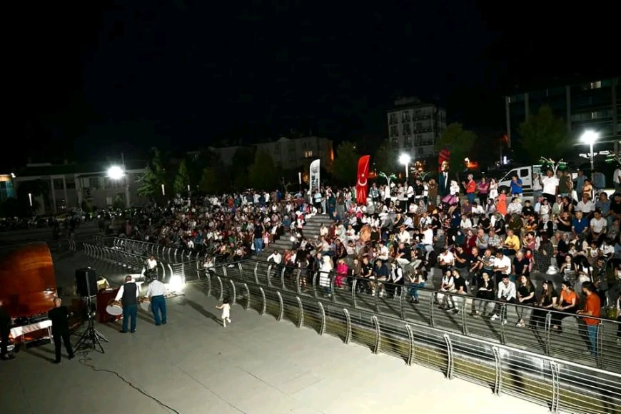 Kırşehir'de Türkü Şöleni Düzenlendi
