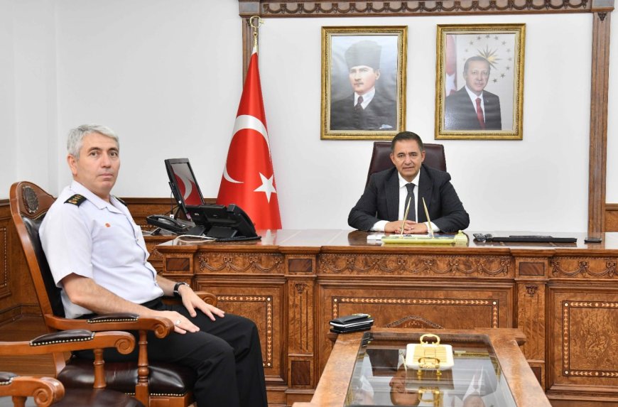Yeni İl Jandarma Komutanı Ahmet Yıldırım'dan Kırşehir Valisi H. Mete Buhara'ya Ziyaret