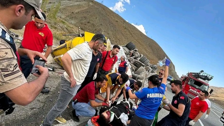 Kırşehir'li Polis Memuru ve Ailesi Trafik Kazası Kurbanı Oldu