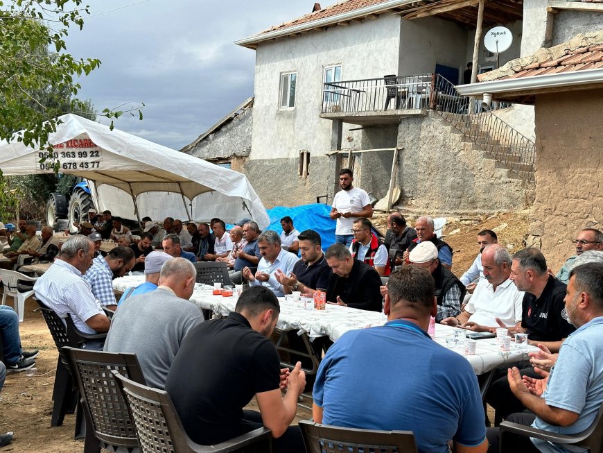 Vali Buhara Selde Ölen Mustafa Akar için Taziye Ziyaretinde Bulundu.
