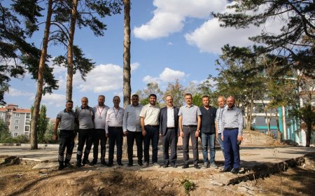 Kırşehir Eğitim ve Araştırma Hastanesi'nde Çamlık Alanı Düzenlemeleri Üzerine Toplantı