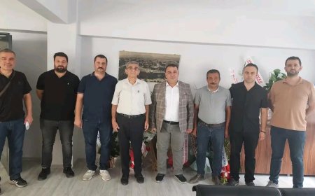 “Kırşehir Ticaret ve Sanayi Odası Başkanlığından, Kent Konseyi Başkanı Müfit Göçen'e Ziyaret ”