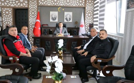 "Kırşehir Esnaf Odaları Başkanlarından Tarım ve Orman İl Müdürü'ne Nazik Ziyaret"