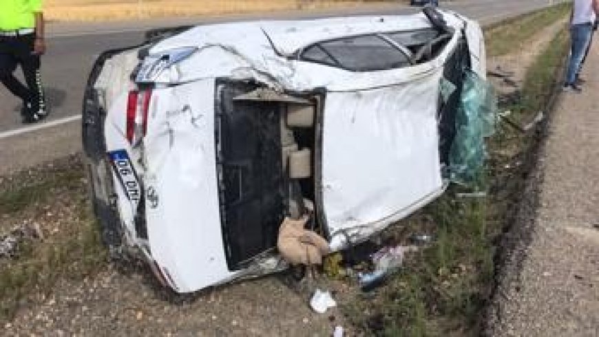 Kırşehir'de Otomobil Takla Attı: Aynı Aileden 5 Kişi Yaralandı