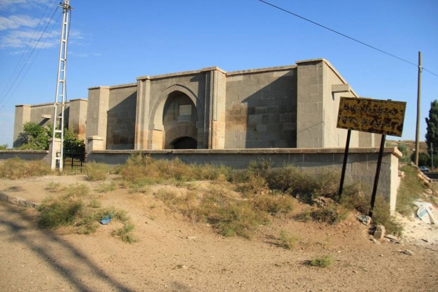 Kesikköprü Kervansarayı: Kırşehir'in Tarihi Zenginliği