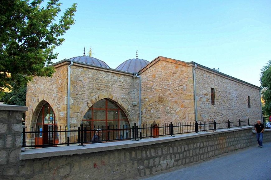 Lala Camii (Lale Camii) – Kırşehir Merkez