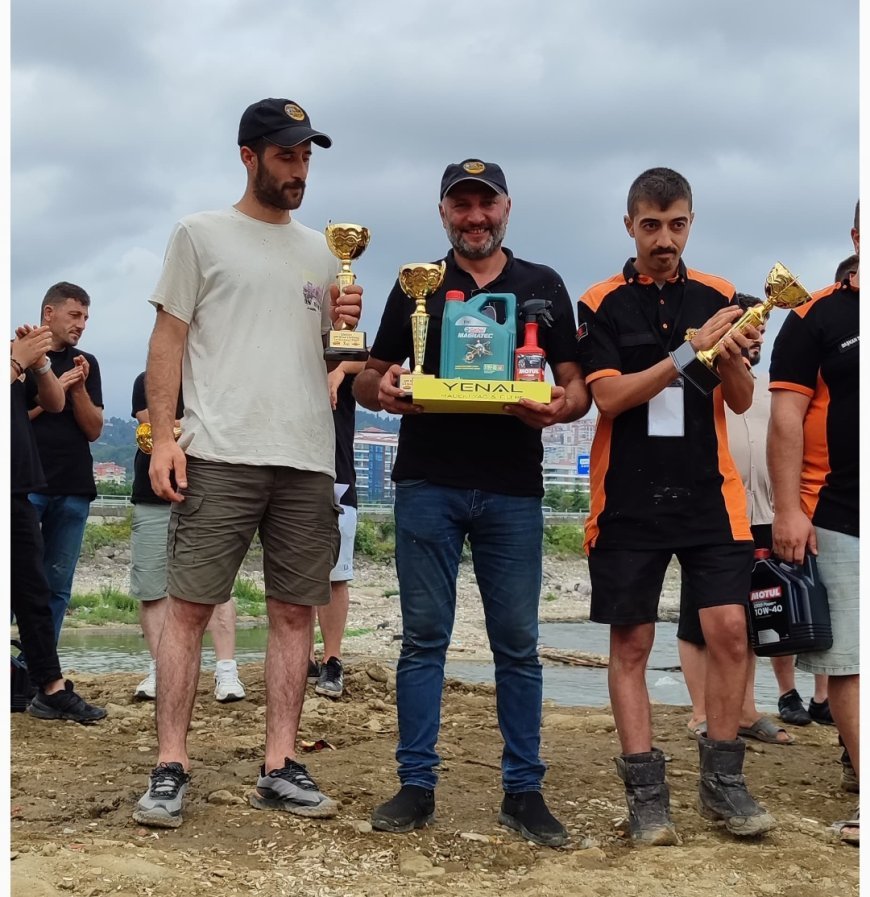 Giresun’da Üçüncülük kupası Derebaşı Off-Road'ın oldu.
