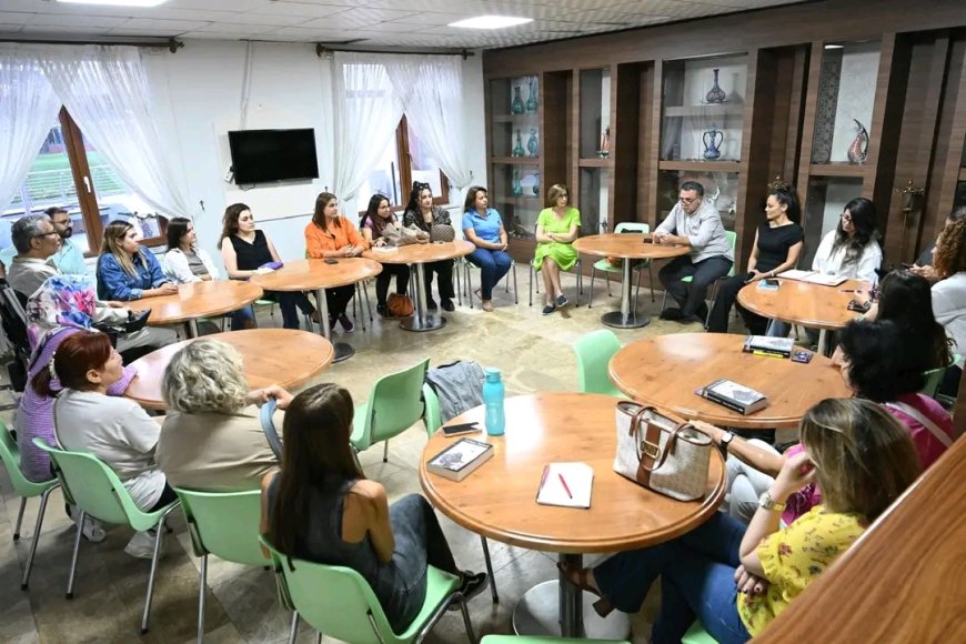 Kırşehir Belediyesi OkuYorum Kitap Topluluğu, Orhan Pamuk’un "Benim Adım Kırmızı" Romanını İnceledi.