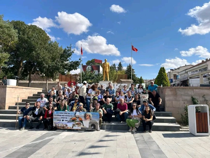 "Yunus Emre'den Hacı Bektaş Veli'ye: Kırşehir'de Manevi Bir Yürüyüş Gerçekleşti"