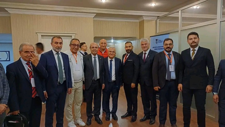 "Bozkırın Tezenesi Neşet Ertaş Anma Programı, Kırşehir'in Kültürel Zenginliğini Kutladı"