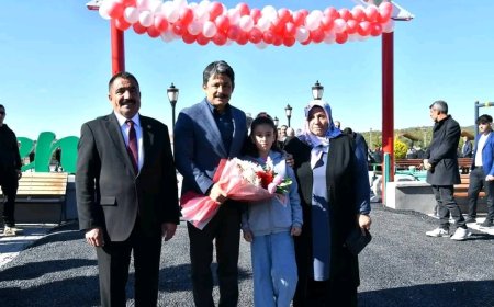 Akçakent’te 4. Meşe Palamudu Festivali Coşkuyla Kutlandı: Yeni Sosyal Tesisler Hizmete Açıldı.