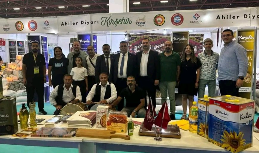Kırşehir Belediyesi : KIRŞEHİR' İ , YÖREX Yöresel Ürünler Fuarı'nda Gururla Temsil Etti.