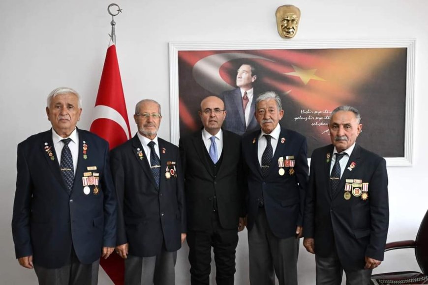 "Muharip Gaziler Derneği Kırşehir Şubesi Başkanı Kemal Parlak'tan Belediye Başkanı Ekicioğlu'na Ziyaret"