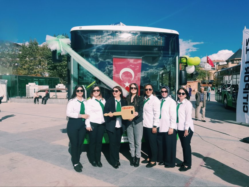 Kırşehir'de Ulaşımda Devrim: Kadın Şoförlerle Yeni Halk Otobüsleri Yollarda.