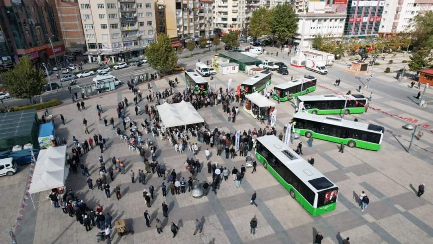 Kırşehir’de Yeni Otobüsler ile Toplu Taşımada Dönüşüm: Modern ve Çevre Dostu Ulaşım Seçenekleriyle Ekonomiye Katkı