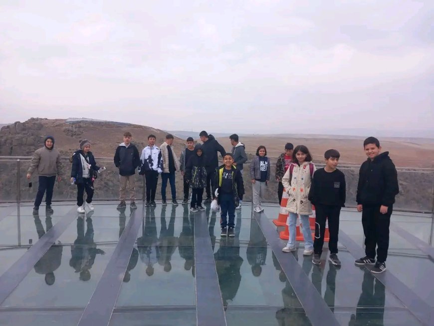 Kaman İlçe Müftülüğünden Gençlere Tarihi ve Doğal Gezi:Köprüköy, Çeşnigir Köprüsü ve Cam Teras Turu.