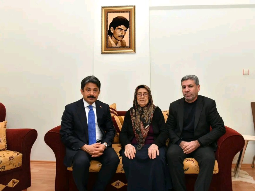 "Kırşehir Valisi Murat Sefa Demiryürek, Şehit Ailelerini ve Gazileri Ziyaret Etti."