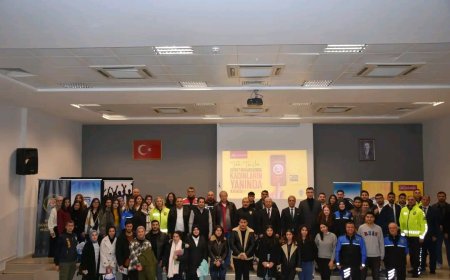 "Kırşehir'de Öğrencilere Yönelik 'Biliyorum Güvendeyim' Projesi Etkinliği Düzenlendi."