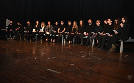 Kırşehir Belediyesi’nden Kültür ve Sanata Büyük Destek.Kırşehir Belediyesi Soner Demirbaş’la Şiir Atölyesi Yeni Dönemine Başladı.