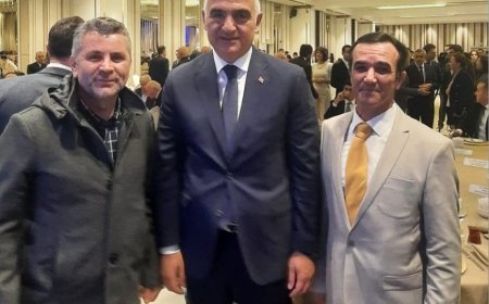 Vakıf Başkanları İftar'da Bir Araya Geldi.